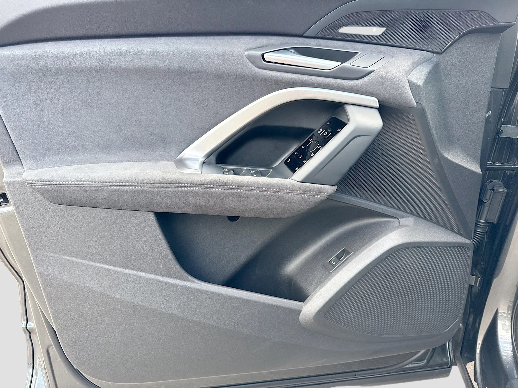 New 2026 Daytona Gray Metallic Audi Premium Plus image 20