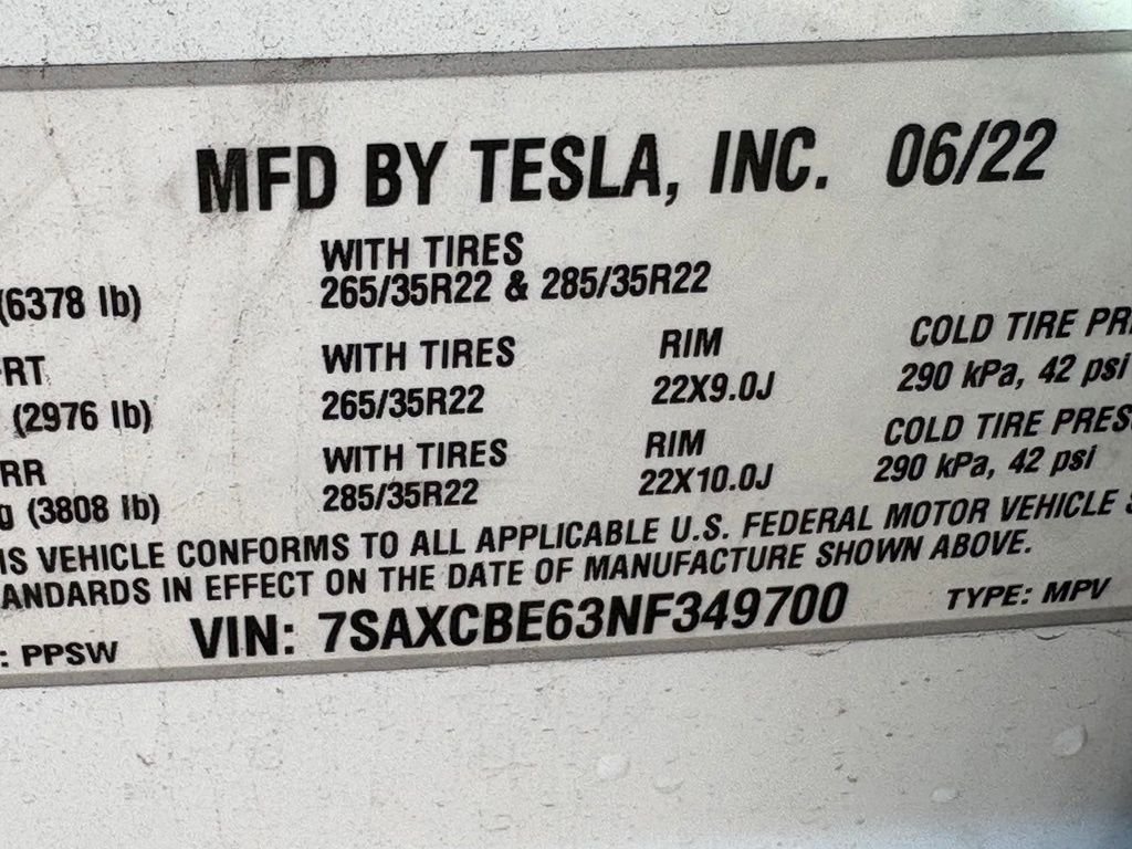 Used 2022  Tesla Plaid image 26