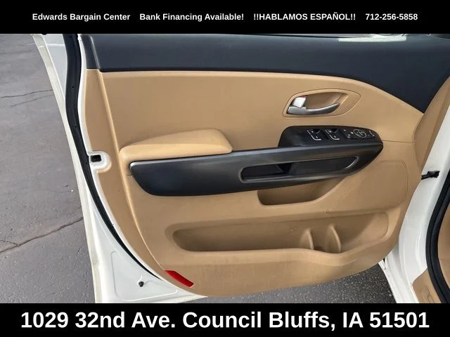 Used 2015 White Kia LX image 19