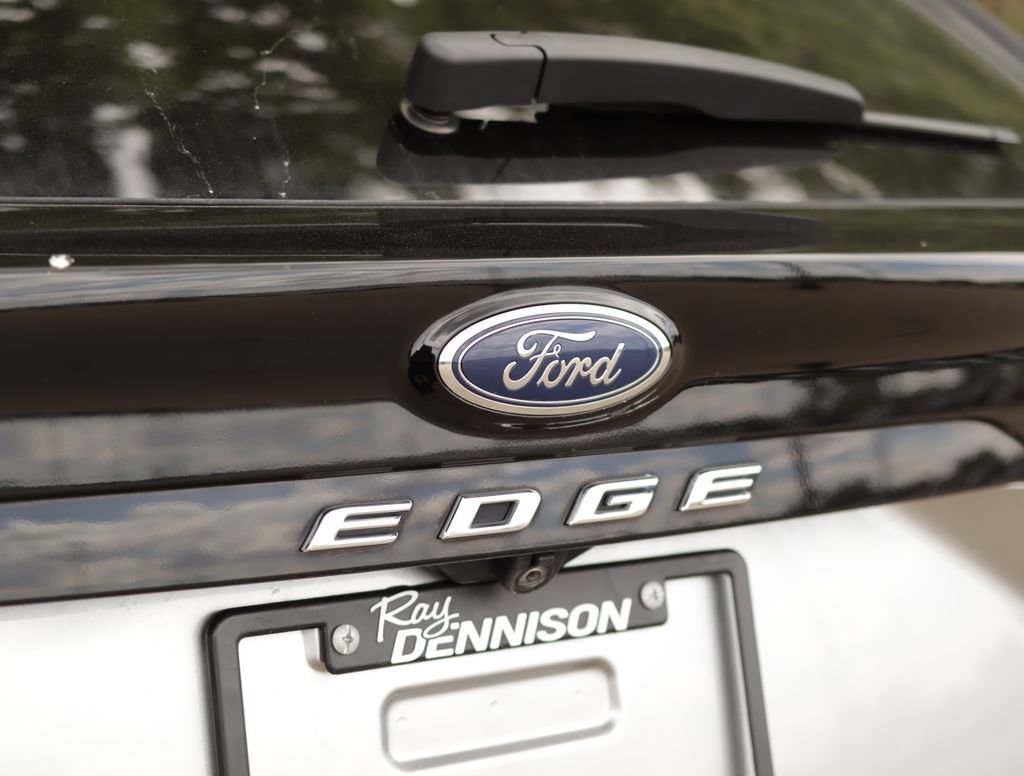 Used 2022 Silver Ford ST-Line image 32