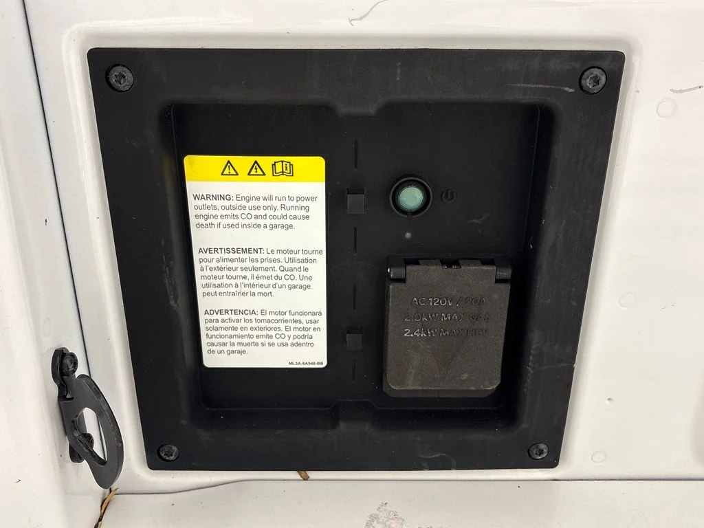Certified Used 2024 White Ford XLT image 30