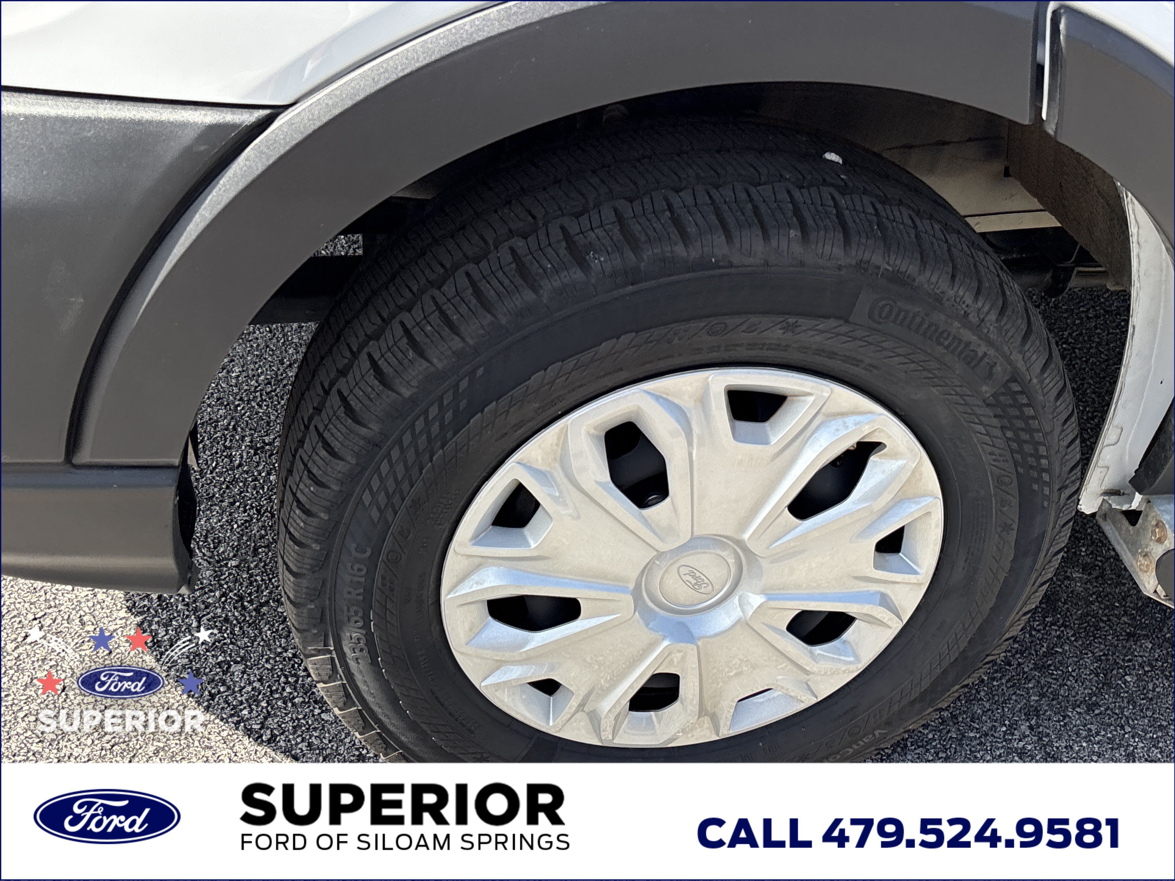 Used 2025 Oxford White Clearcoat Ford  image 14