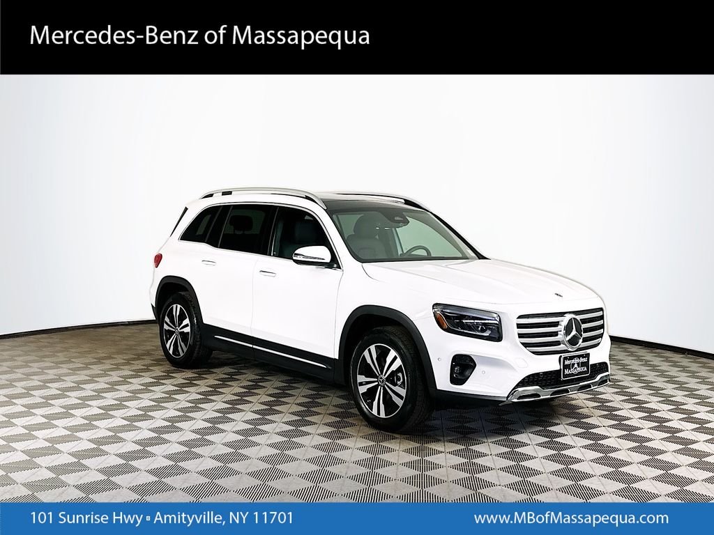2026 Mercedes-Benz GLB GLB 250 4MATIC's photo