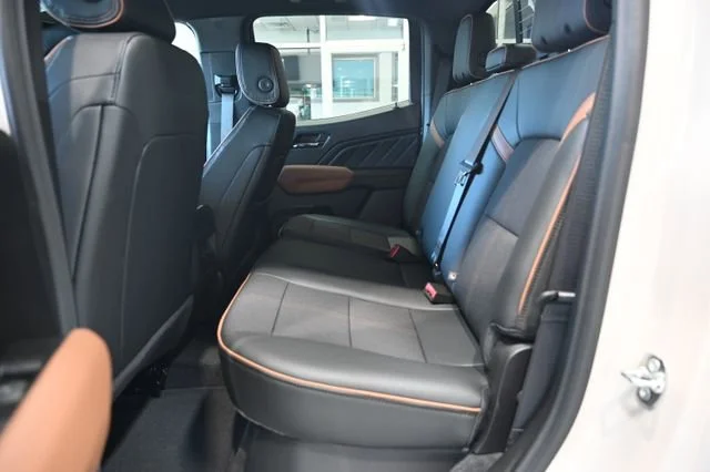 2026 GMC Canyon AT4 - Photo 13