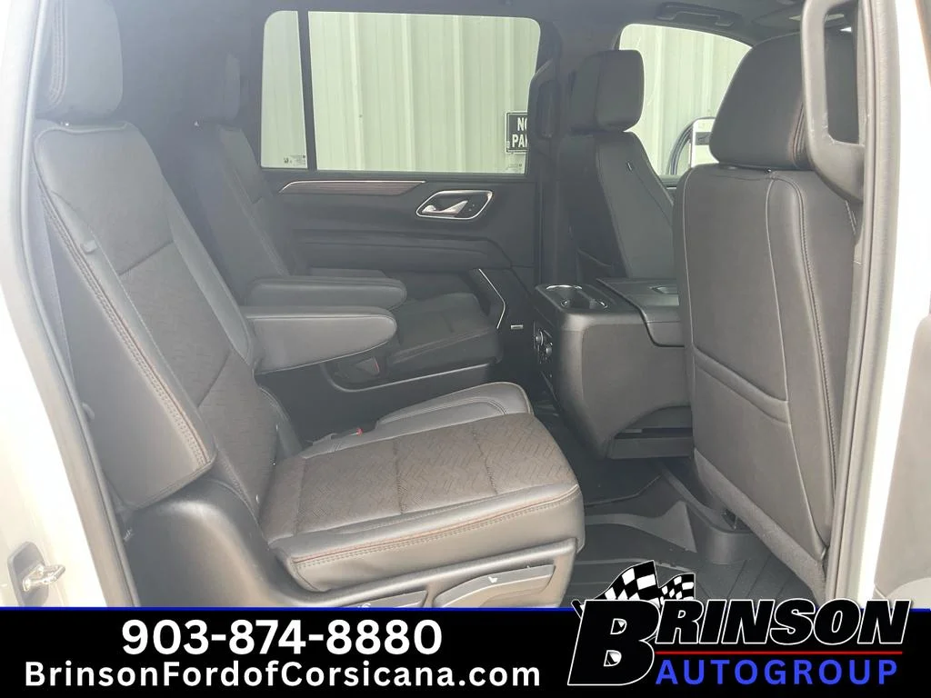 Used 2024 Iridescent Pearl Tricoat Chevrolet High Country image 24