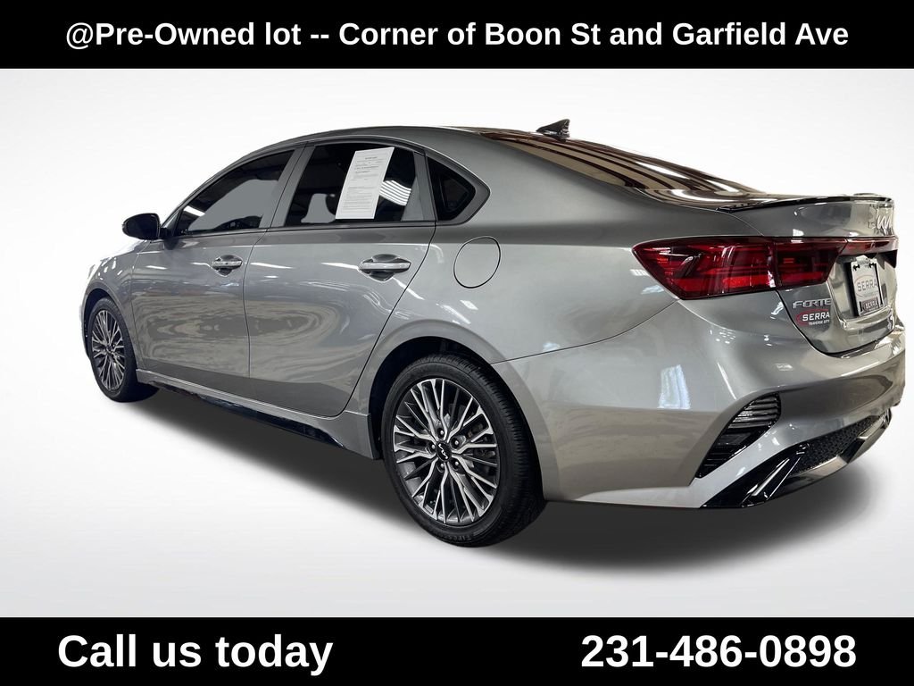 Used 2022 Gray Kia GT-Line image 3