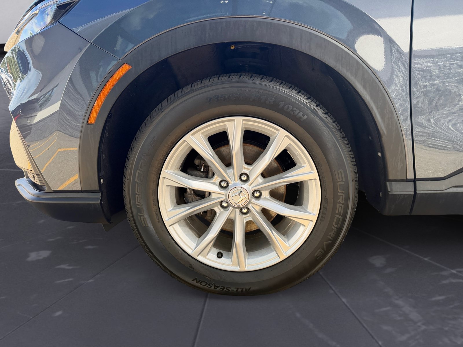 Certified Used 2023 Meteorite Gray Metallic Honda EX-L image 44