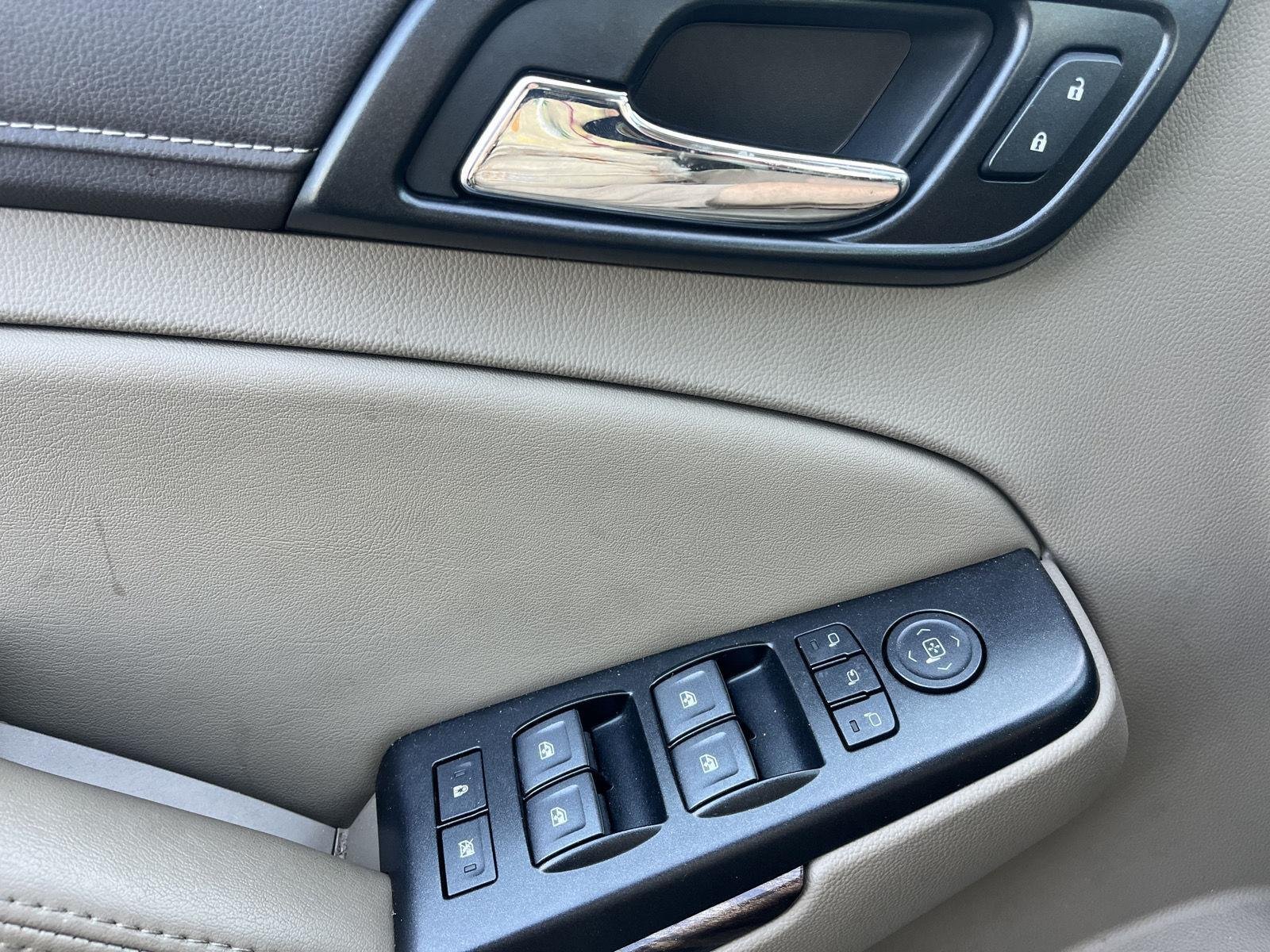 Used 2020 Onyx Black GMC SLT image 26