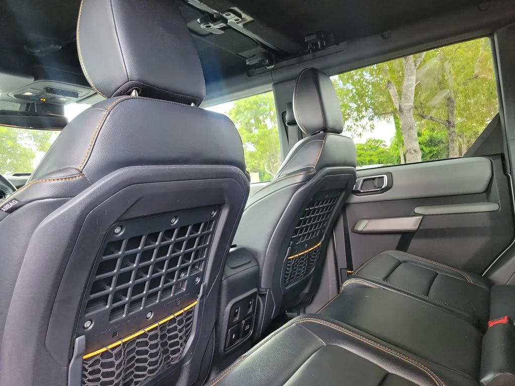Used 2023 Gray Ford Badlands image 15