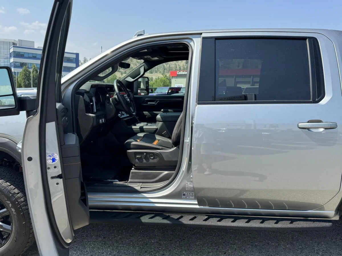 Used 2026 Grey GMC AT4 image 12