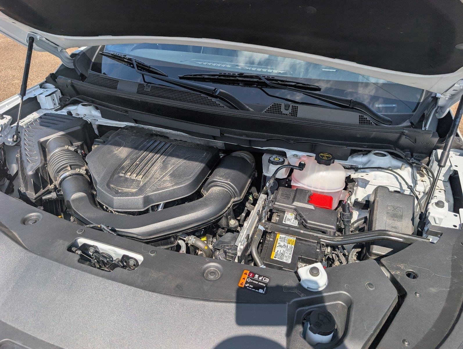 Used 2026 Summit White Buick Preferred image 41