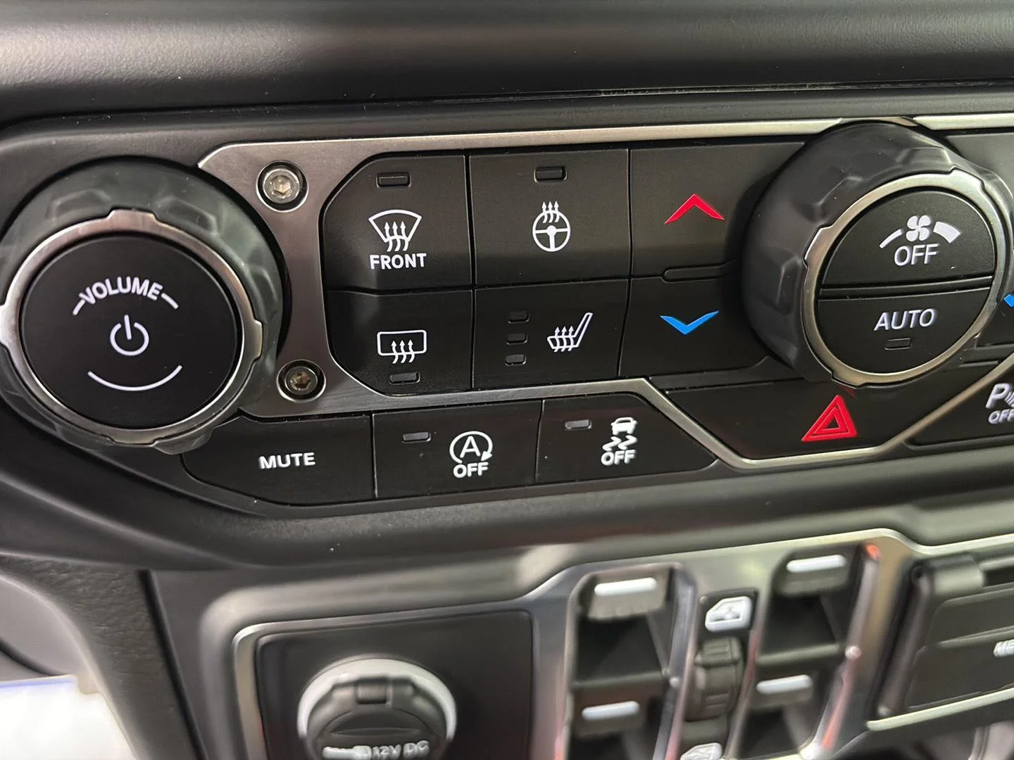 Used 2019 Black Clearcoat Jeep Rubicon image 36