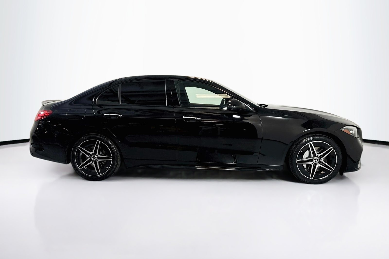 Used 2023 Obsidian Black Metallic Mercedes-Benz C 300 image 4