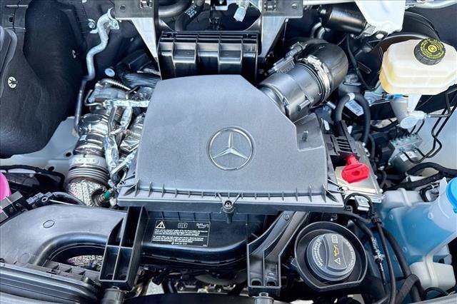 New 2026 Arctic+White Mercedes-Benz  image 52