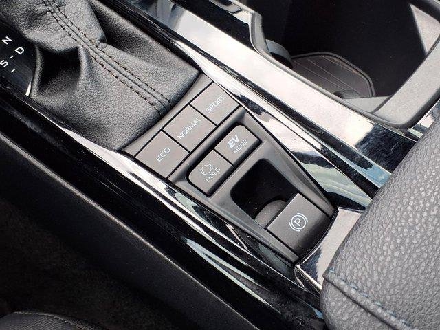 Certified Used 2025 BLACK(218)/LABRADORITE(79 Toyota  image 19