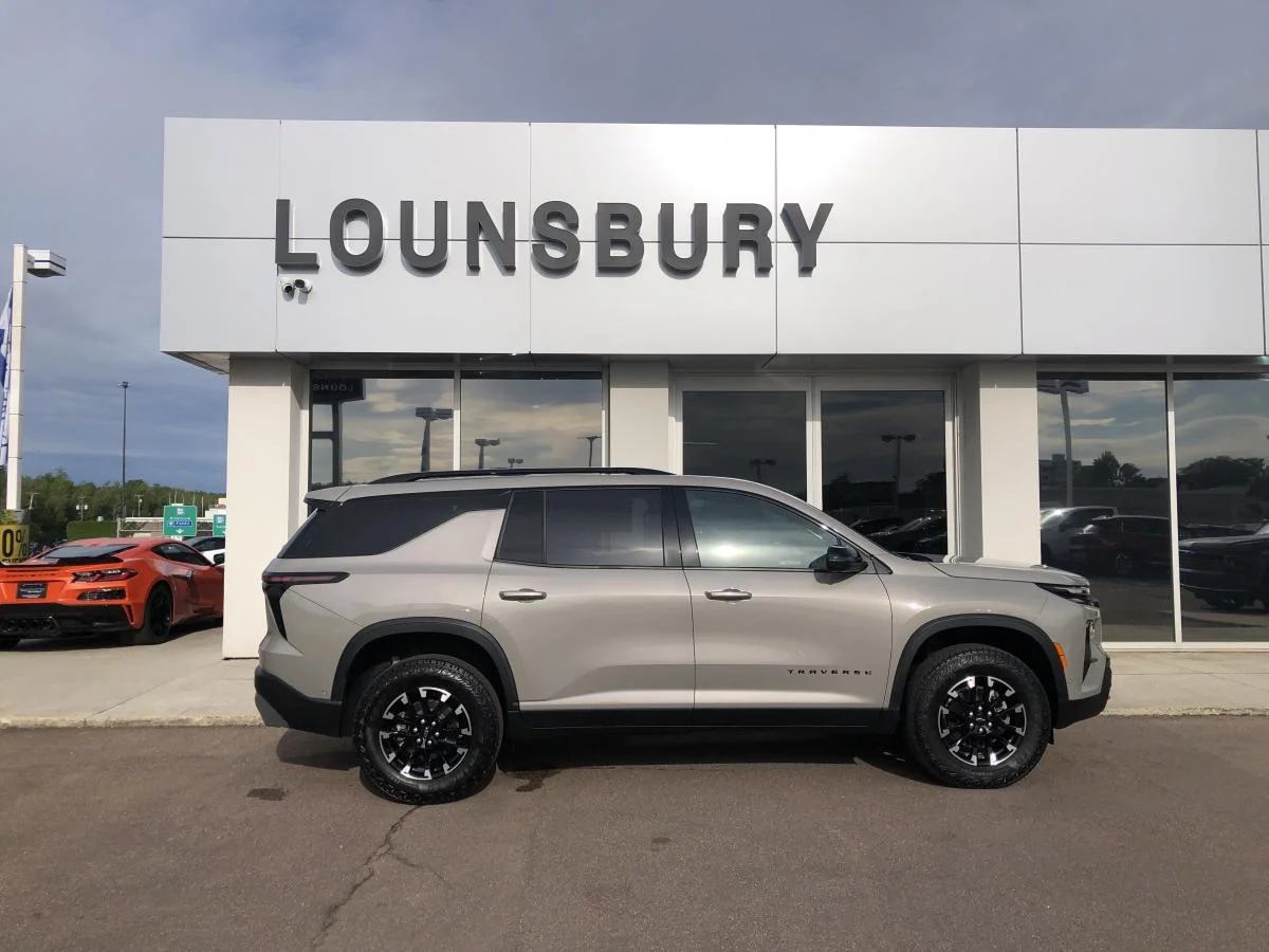 New 2026 Grey Chevrolet Awd 4dr Z71 image 2
