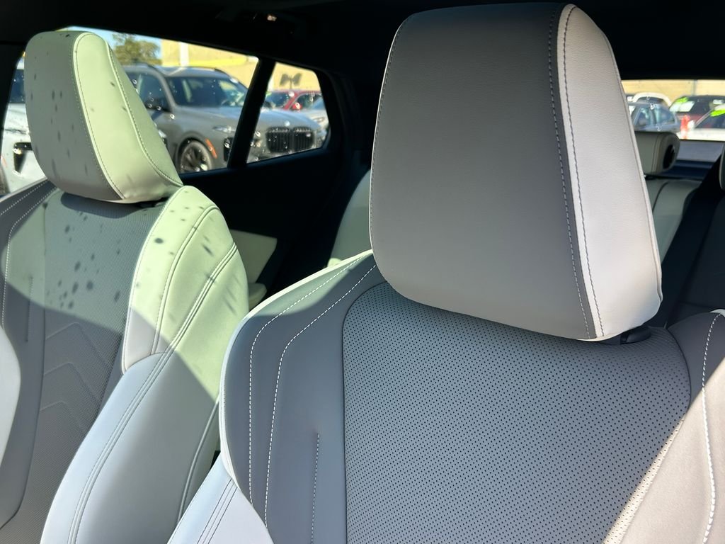 Used 2026 Storm Bay Metallic BMW xDrive28i image 14