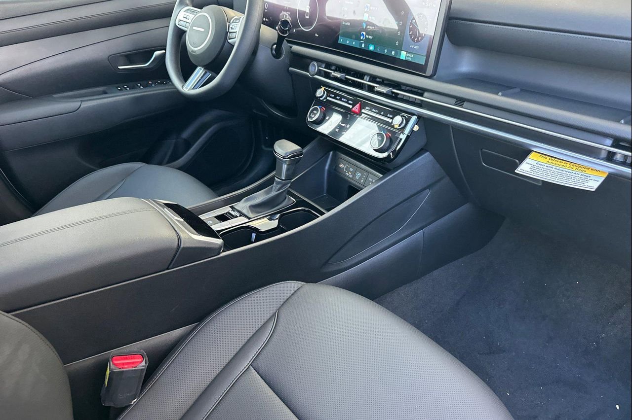 New 2026 Atlas White Hyundai SEL Activity FWD image 15