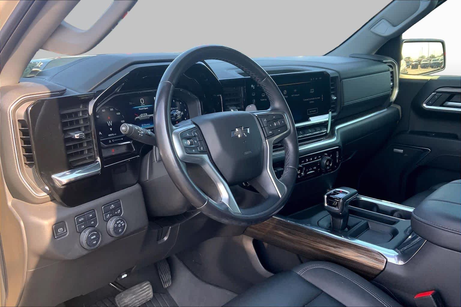 Used 2023 Sand Dune Metallic Chevrolet LT Trail Boss image 18