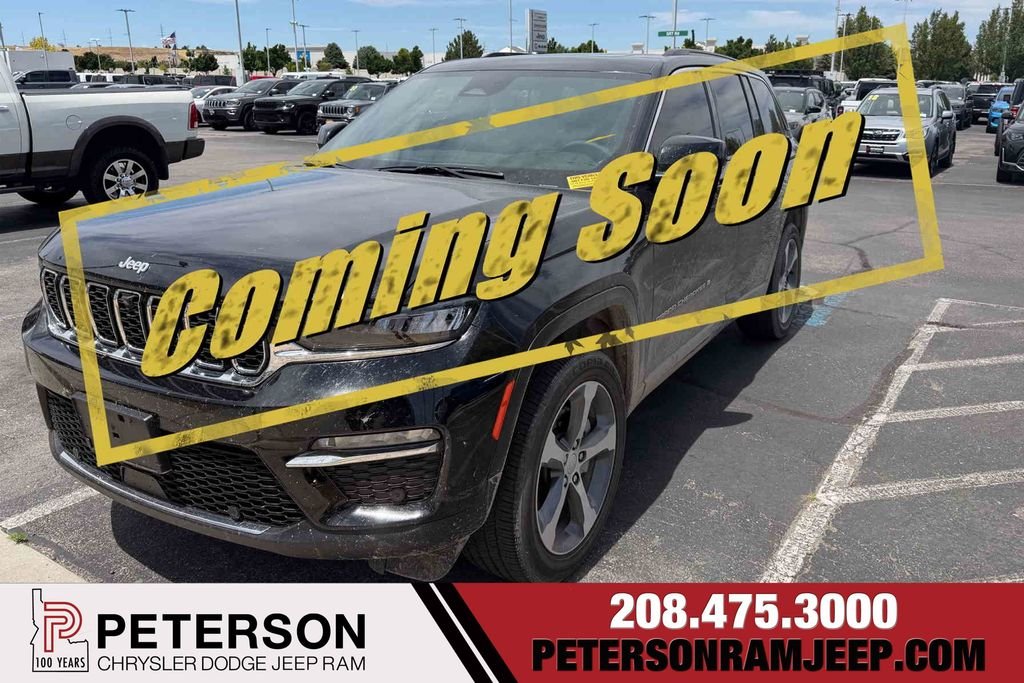 Used 2025 Black Jeep Limited image 1