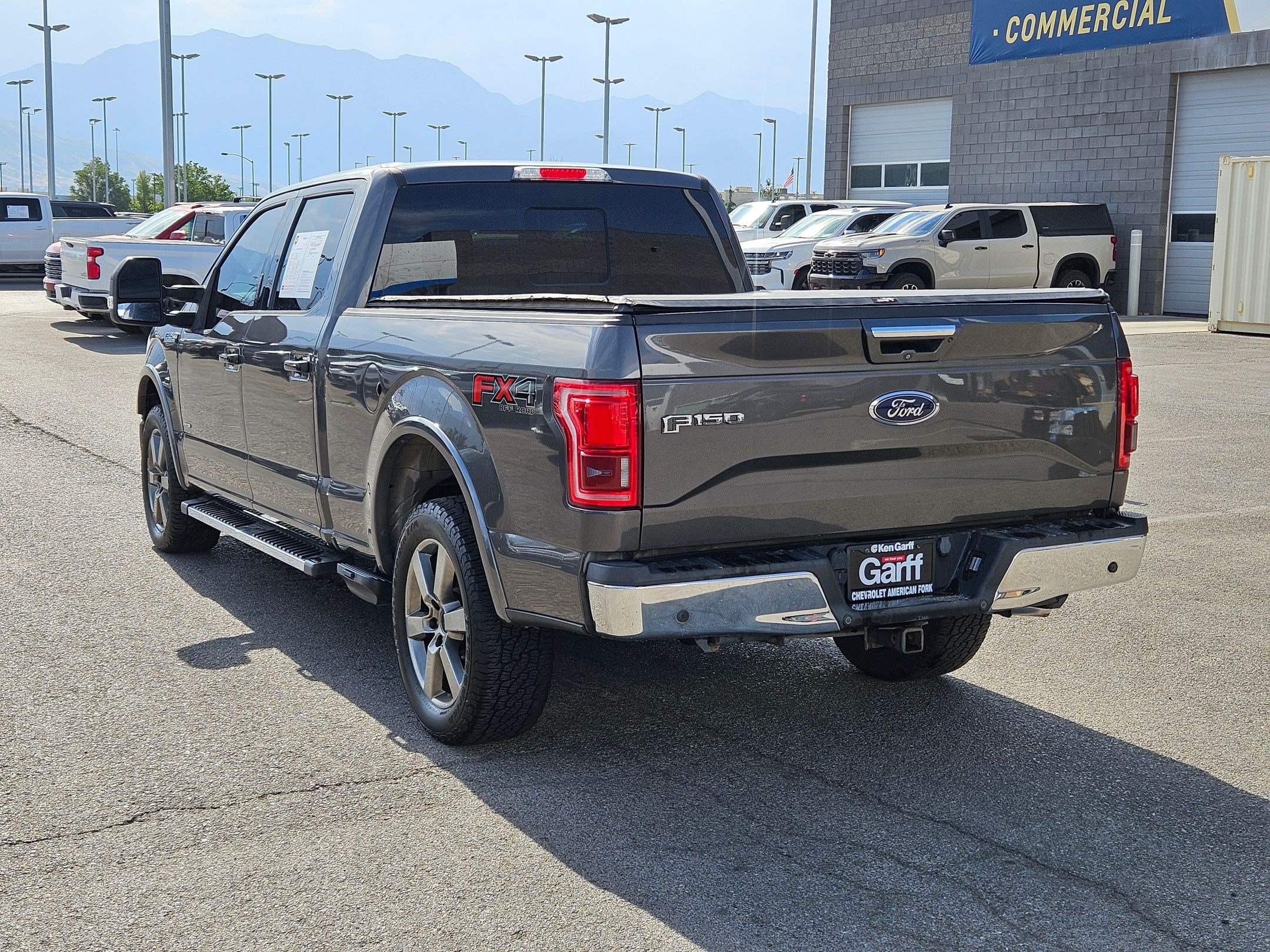 Used 2015 Magnetic Metallic Ford Lariat image 5