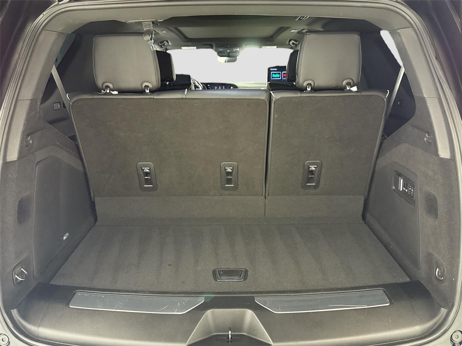 Used 2023 Black Raven Cadillac 4WD Premium Luxury | Super Cruise | Rear Seat Entertainment image 30