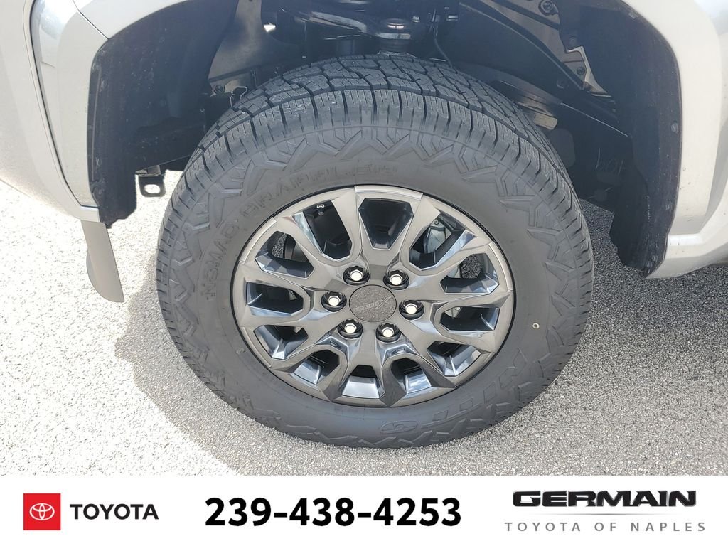 2025 Toyota Tacoma SR5 - Photo 11