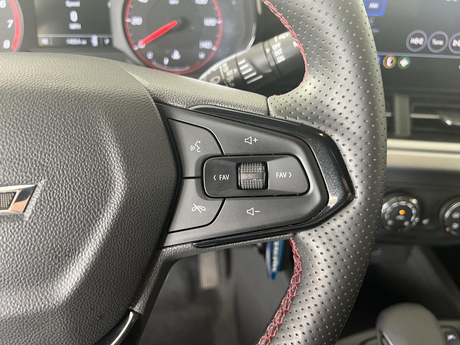Used 2025 Marina Blue Metallic Chevrolet 1RS image 9