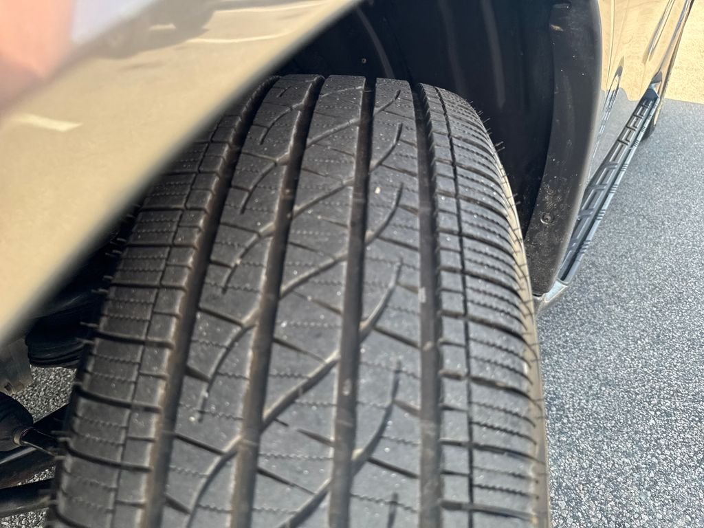 Used 2020 Gray Nissan Platinum image 49