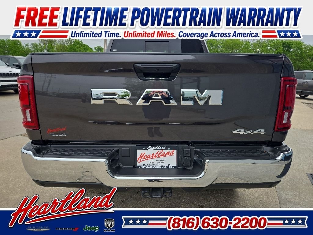 New 2026 Granite Crystal Metallic Clear-Coat Exterior Paint RAM Tradesman image 9