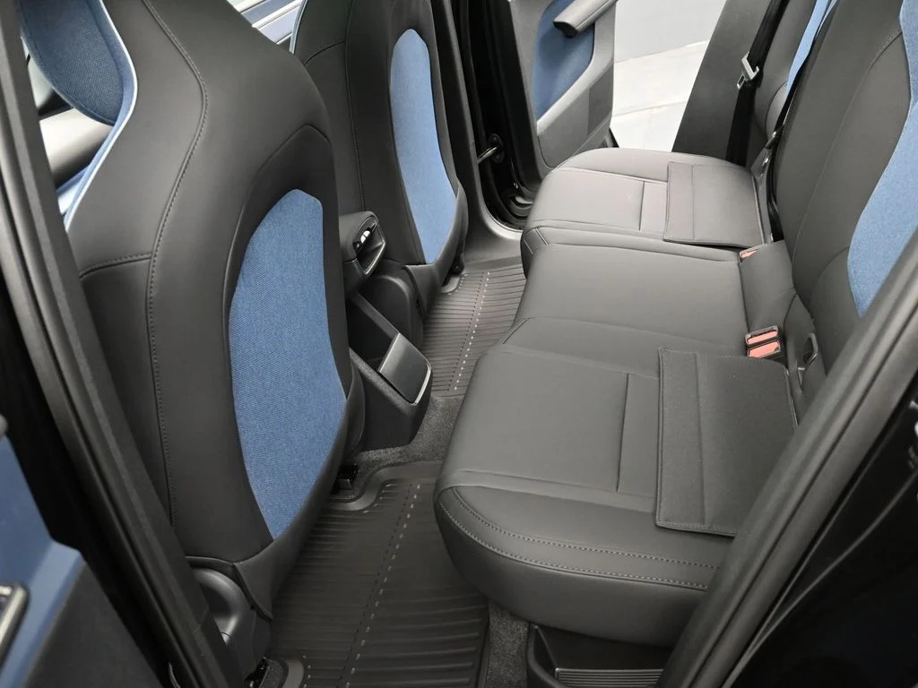 New 2026 Onyx Black Volvo Twin Motor Cross Country Ultra image 19