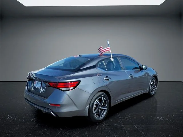 Used 2025 Gray Nissan SV image 3