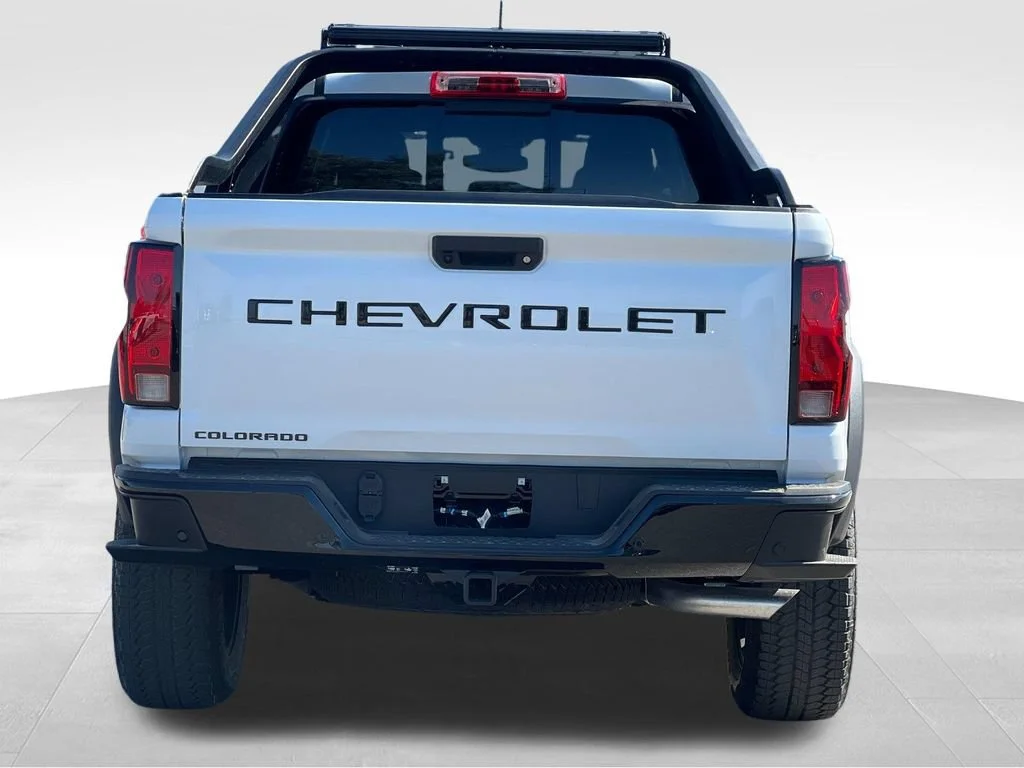 Used 2025 Summit White Chevrolet Trail Boss image 4