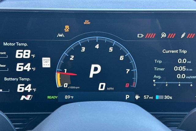 2025 Hyundai IONIQ 5 N - Photo 22