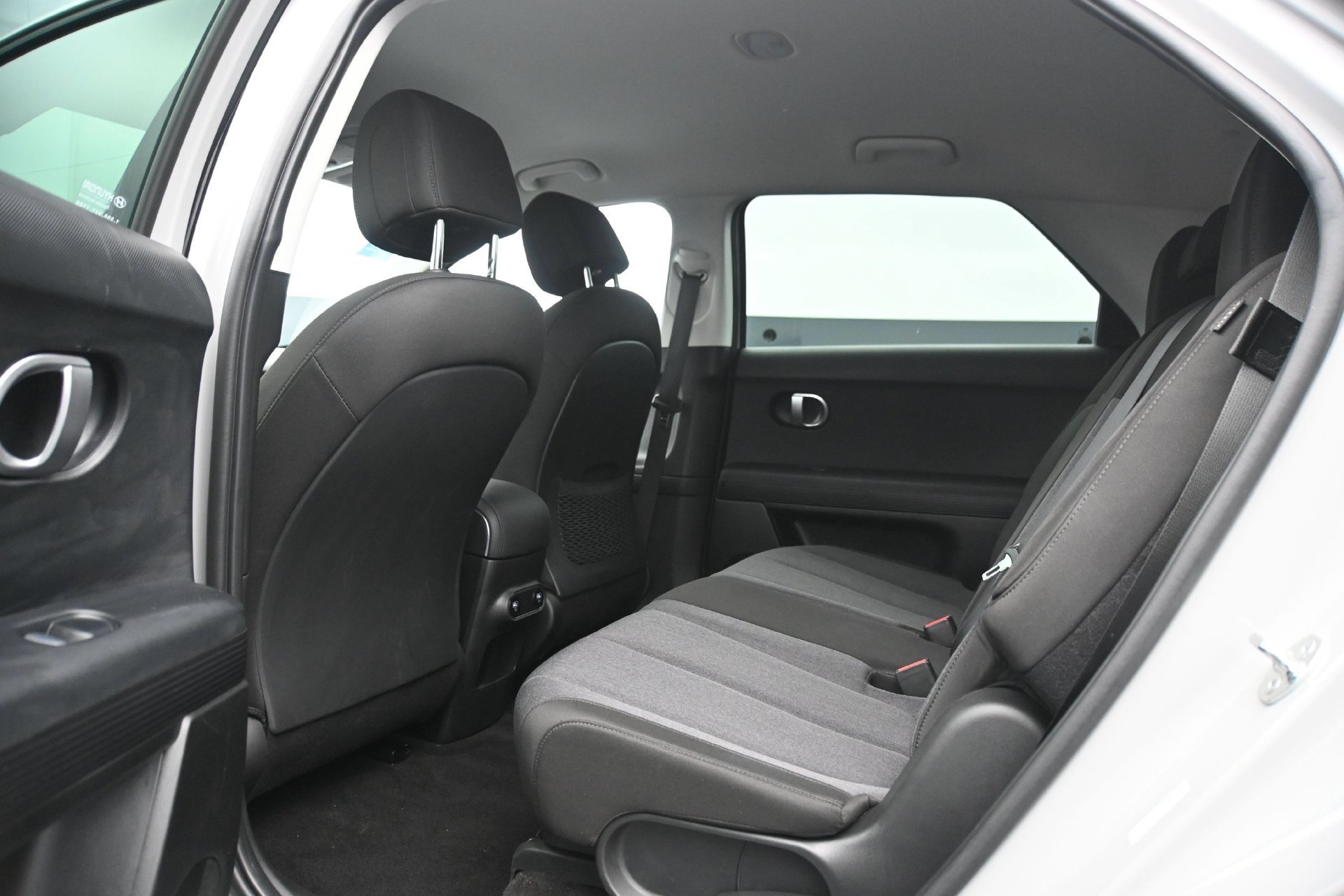 Used 2024 Cyber Gray Hyundai SEL AWD image 20