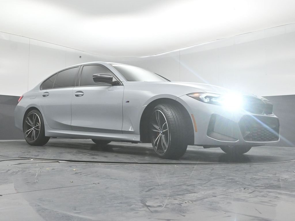 2023 BMW 330I - Image 31