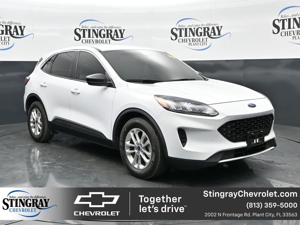 2022 Ford Escape SE FWD's photo
