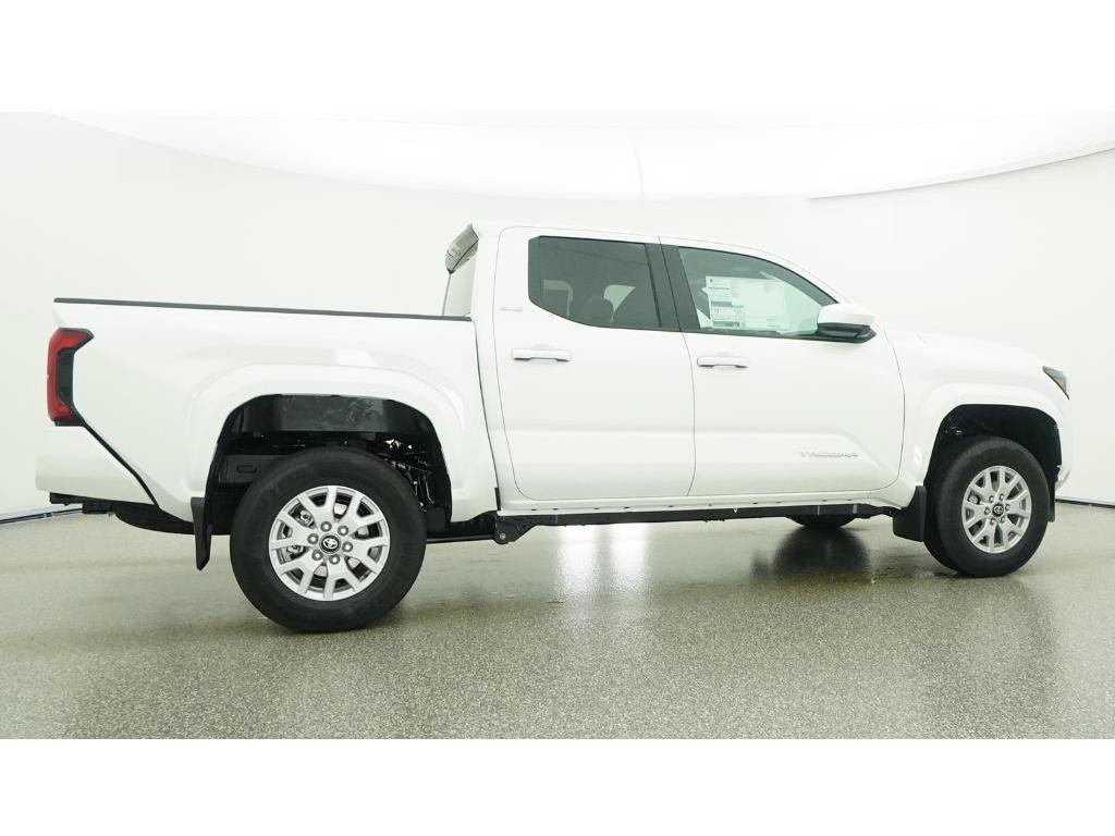 New 2026 Ice Cap Toyota SR5 image 26