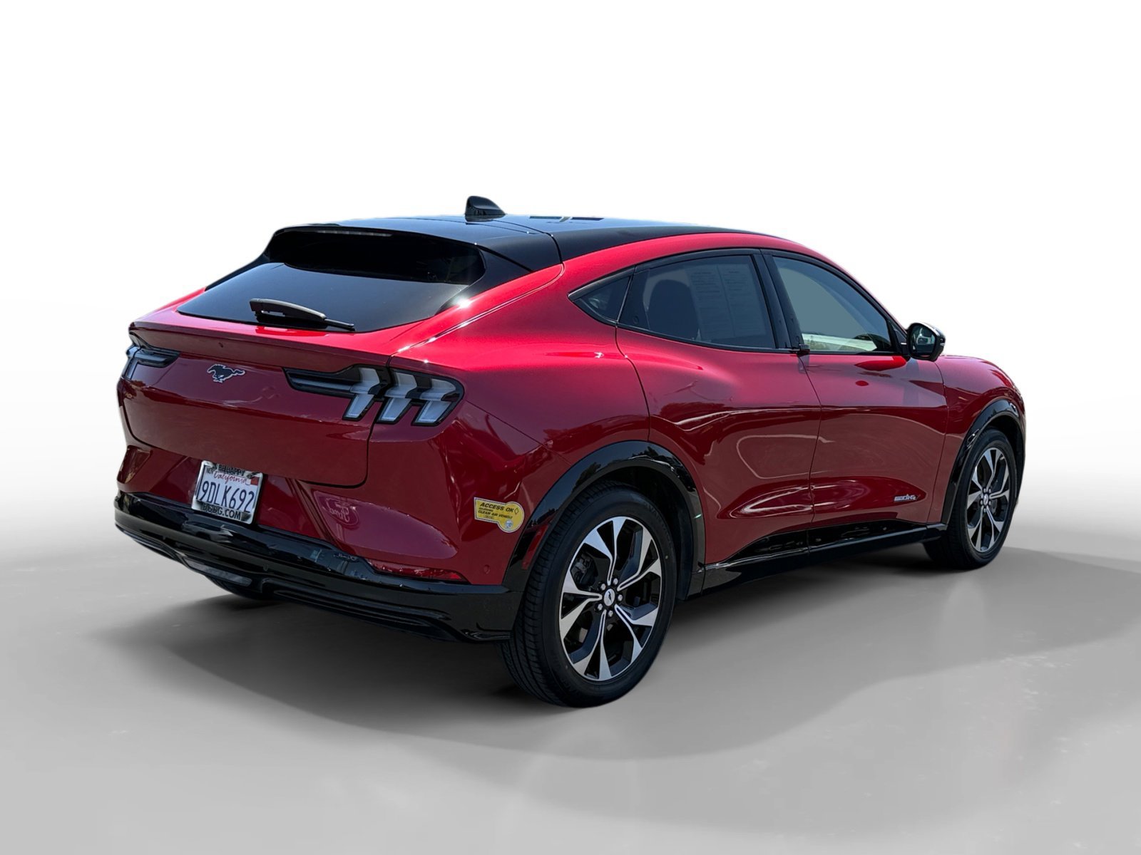 Used 2022 Red Metallic Ford Premium image 5