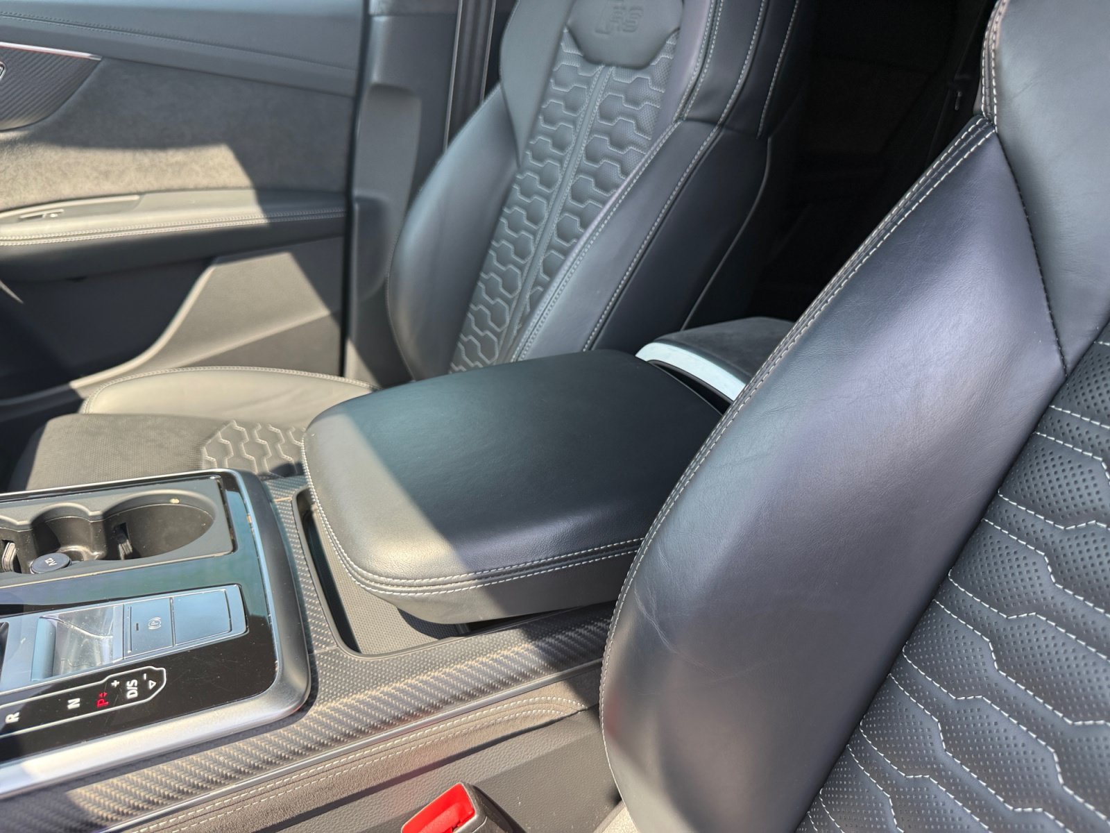 Used 2022 Glacier White Audi 4.0T image 14