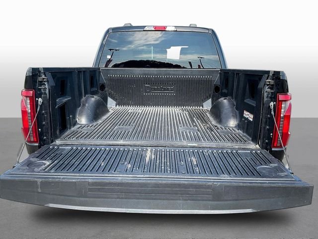Used 2025 Black Ford XLT image 9