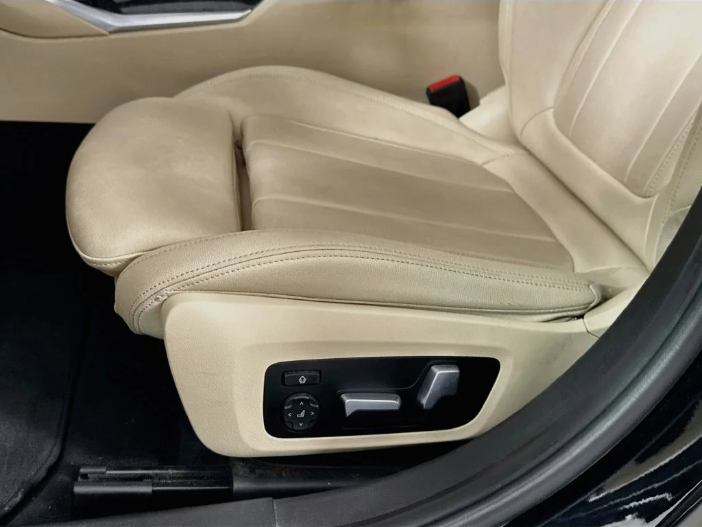 Used 2021 Black BMW 330e xDrive image 25