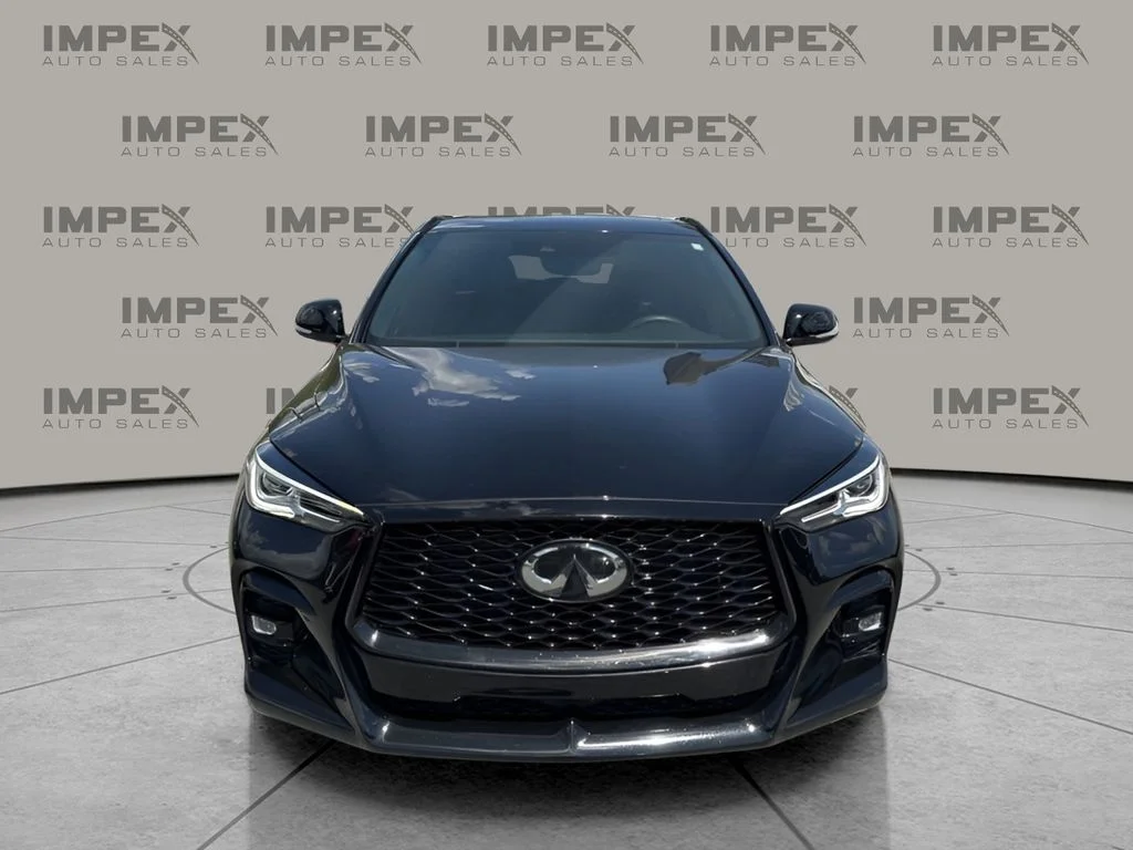 Used 2023 Black INFINITI LUXE image 8