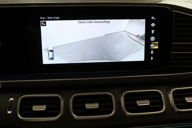 Used 2022 MANUFAKTUR Diamond White Bright Mercedes-Benz GLE 63 S AMG® image 27