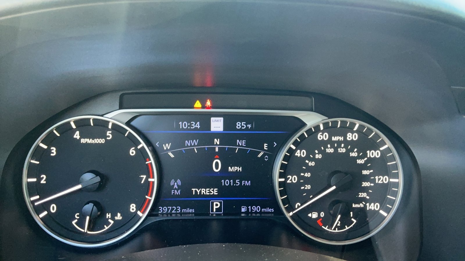 Used 2023 Silver Nissan 2.5 SV image 37