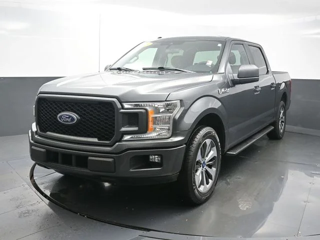 Used 2019 Gray Ford XL image 1