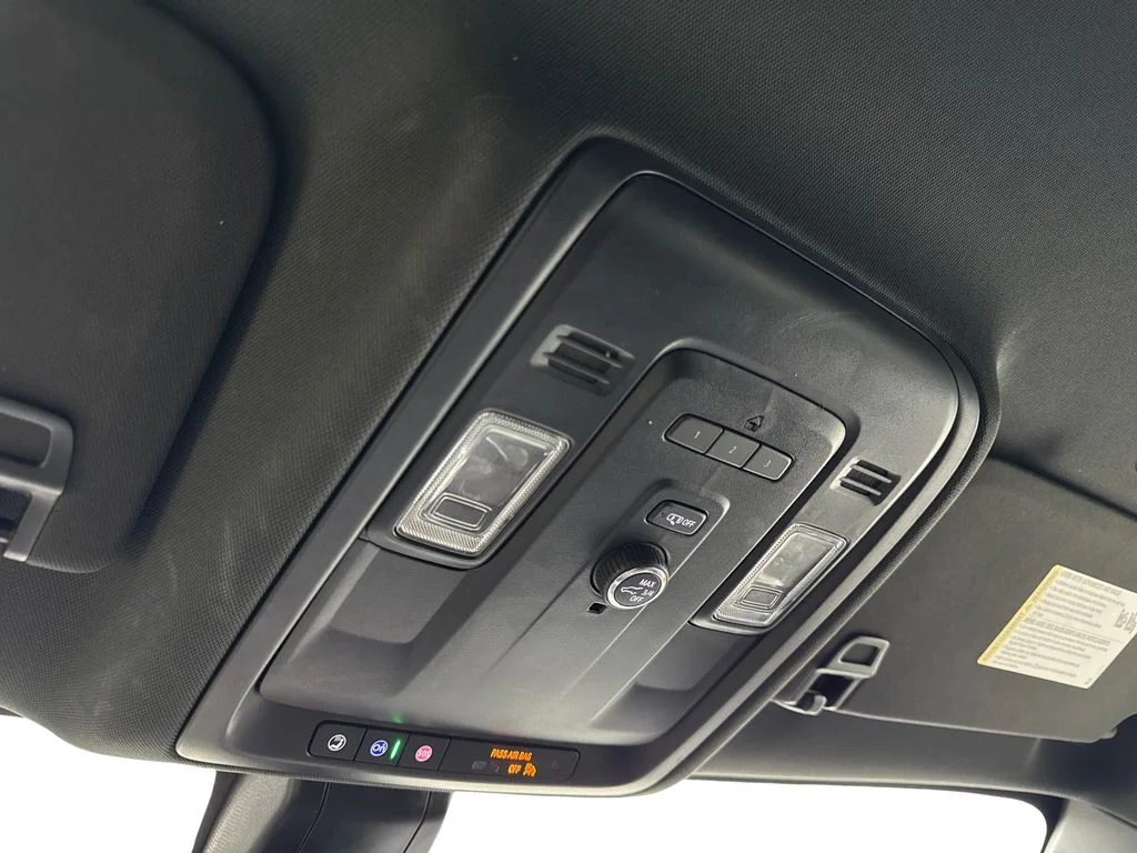 Used 2021 Gray Chevrolet LT image 78
