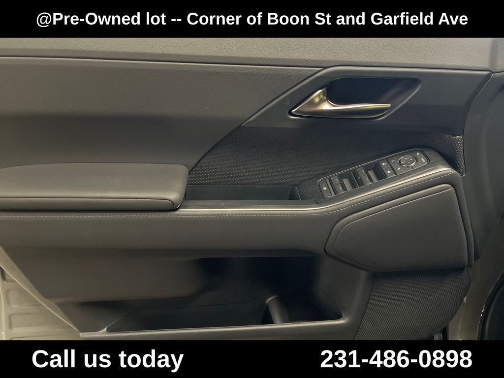 Used 2026  Lexus 550 Premium+ image 15