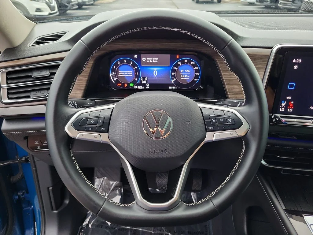 Used 2025 Blue Volkswagen 2.0T SEL image 28