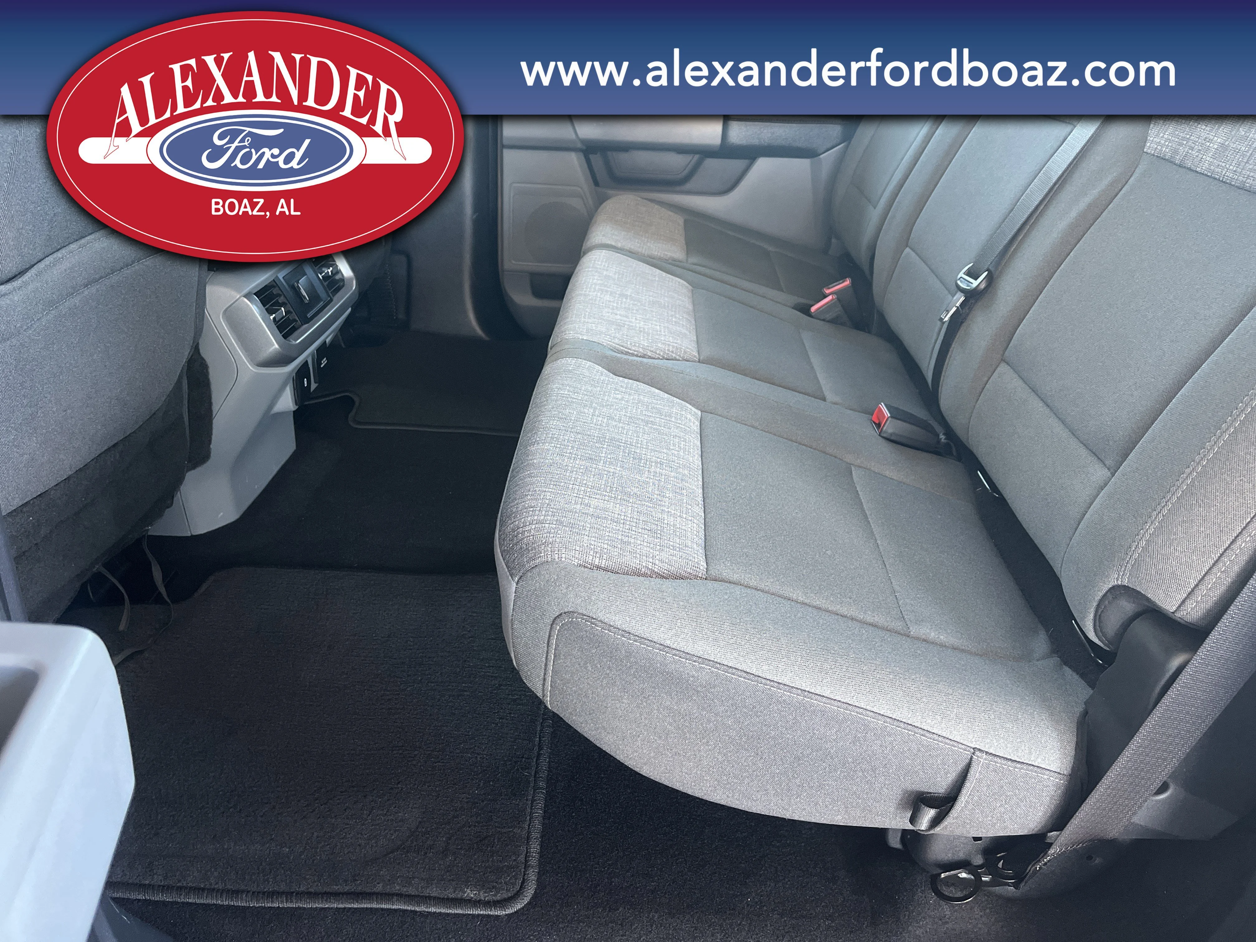 Used 2023 Gray Ford XLT image 15